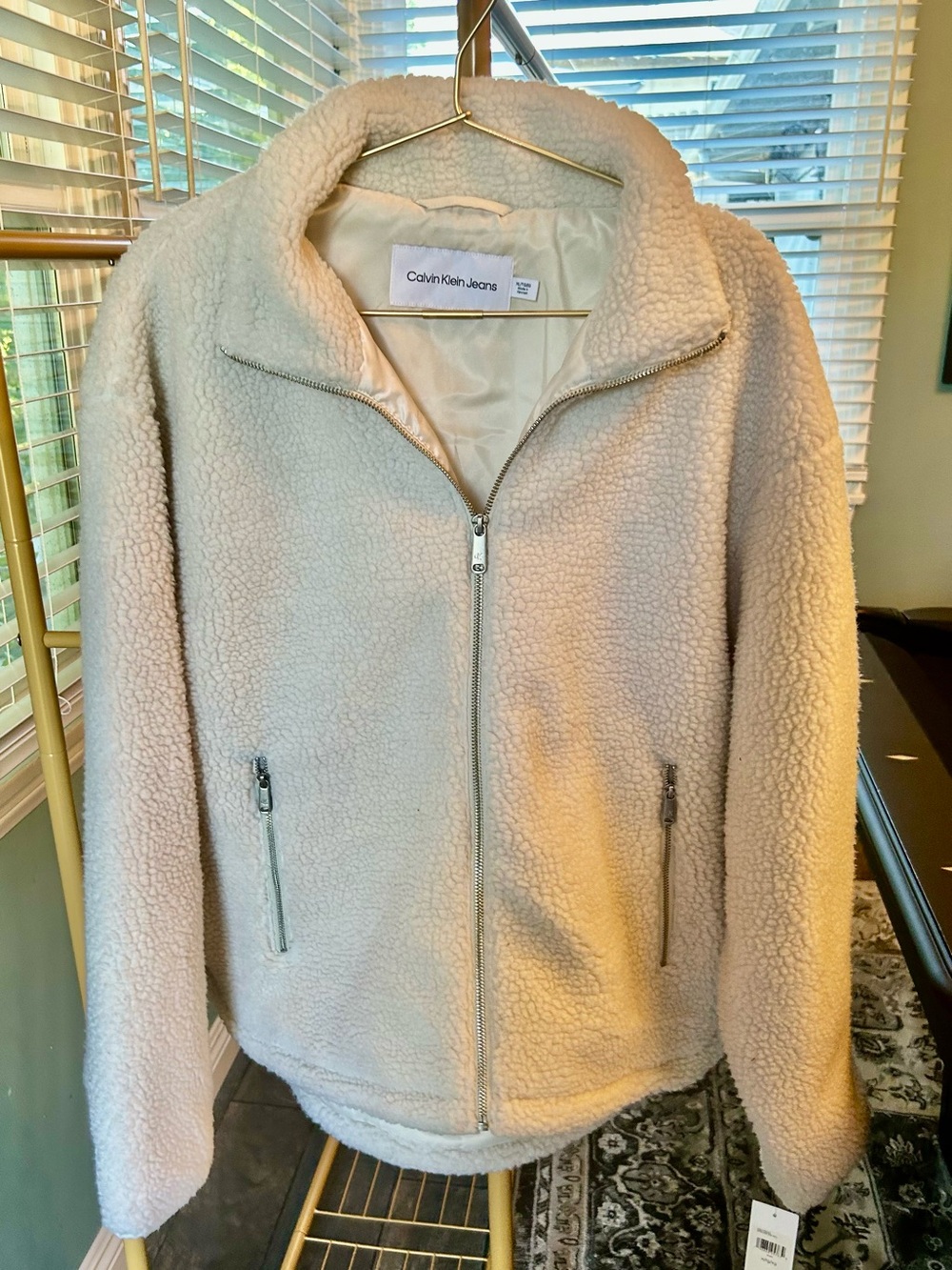 $149 retail Calvin Klein Jeans Cream Sherpa Zip Jacket NWT size XL